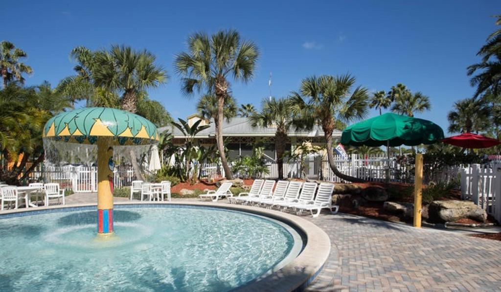 Tropical Palms Premium Two-Bedroom Loft Cottage 77 Orlando Exteriér fotografie